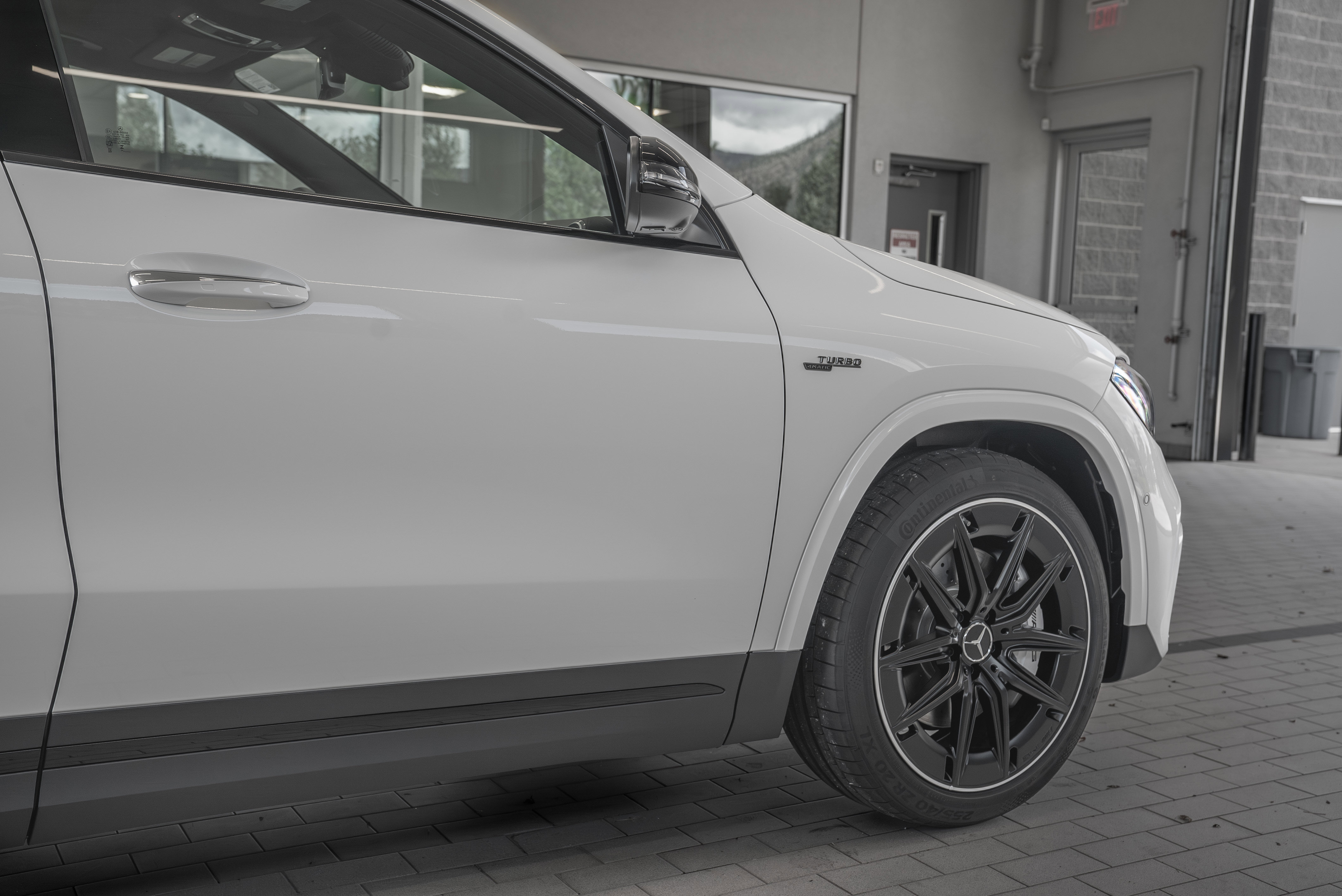 2025 Mercedes Benz GLA 35 AMG photo 11