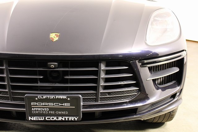 2020 Porsche Macan Turbo photo 11