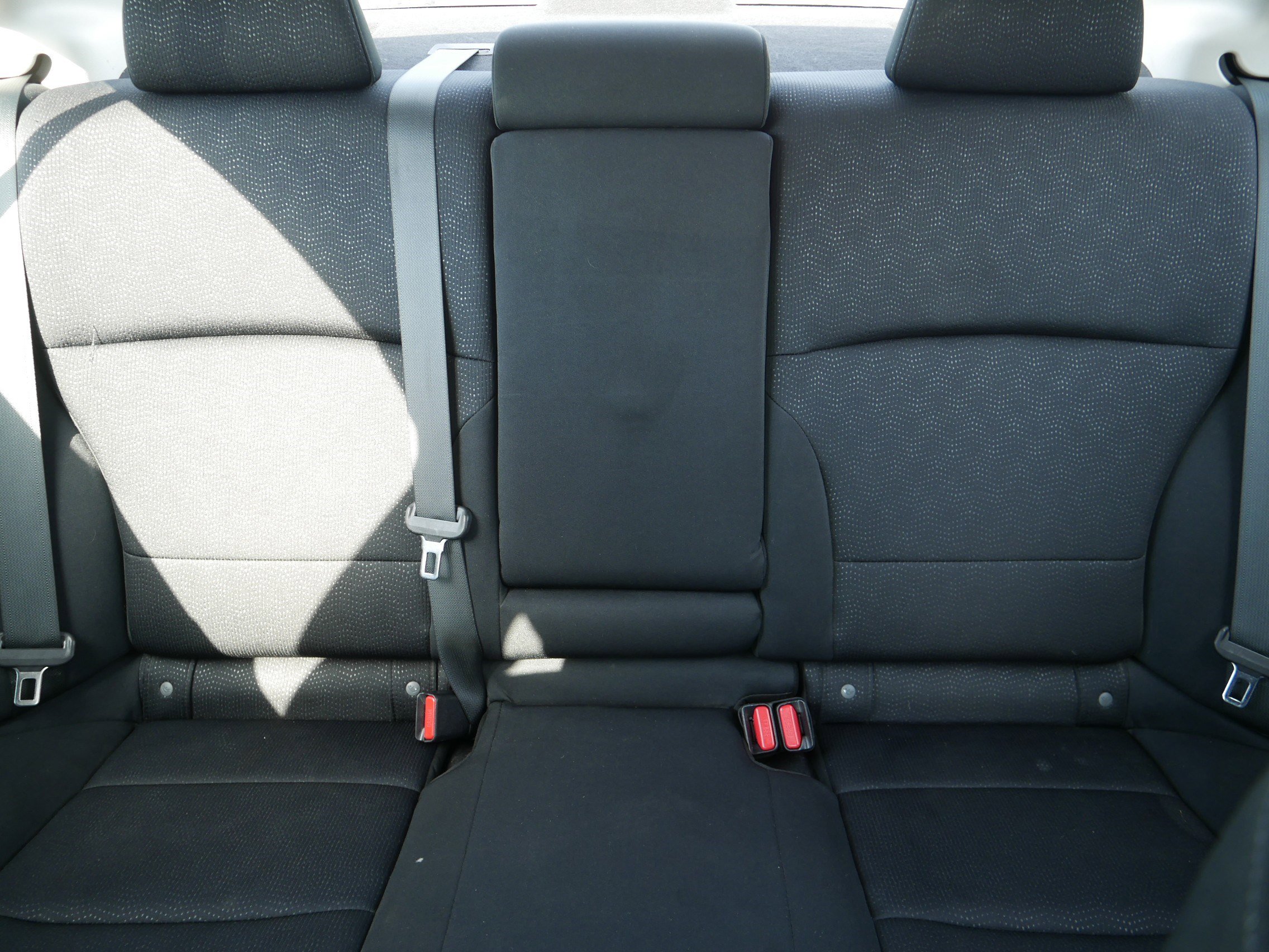 2015 Subaru Legacy 2.5i Premium photo 13