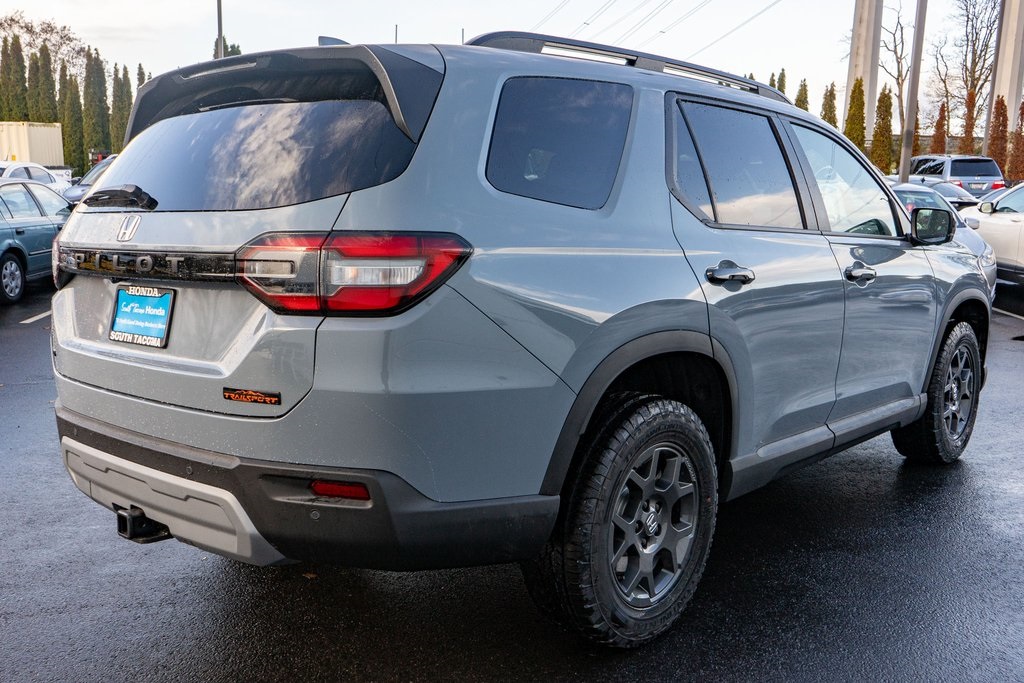 2025 Honda Pilot TrailSport photo 6