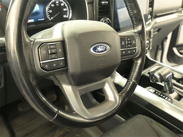 2022 Ford F-150 XLT photo 16