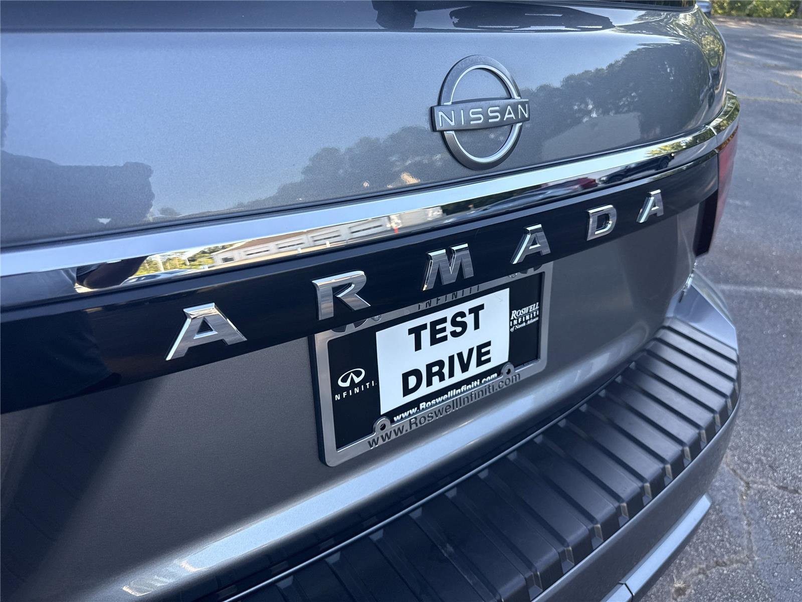 2022 Nissan Armada Platinum photo 7