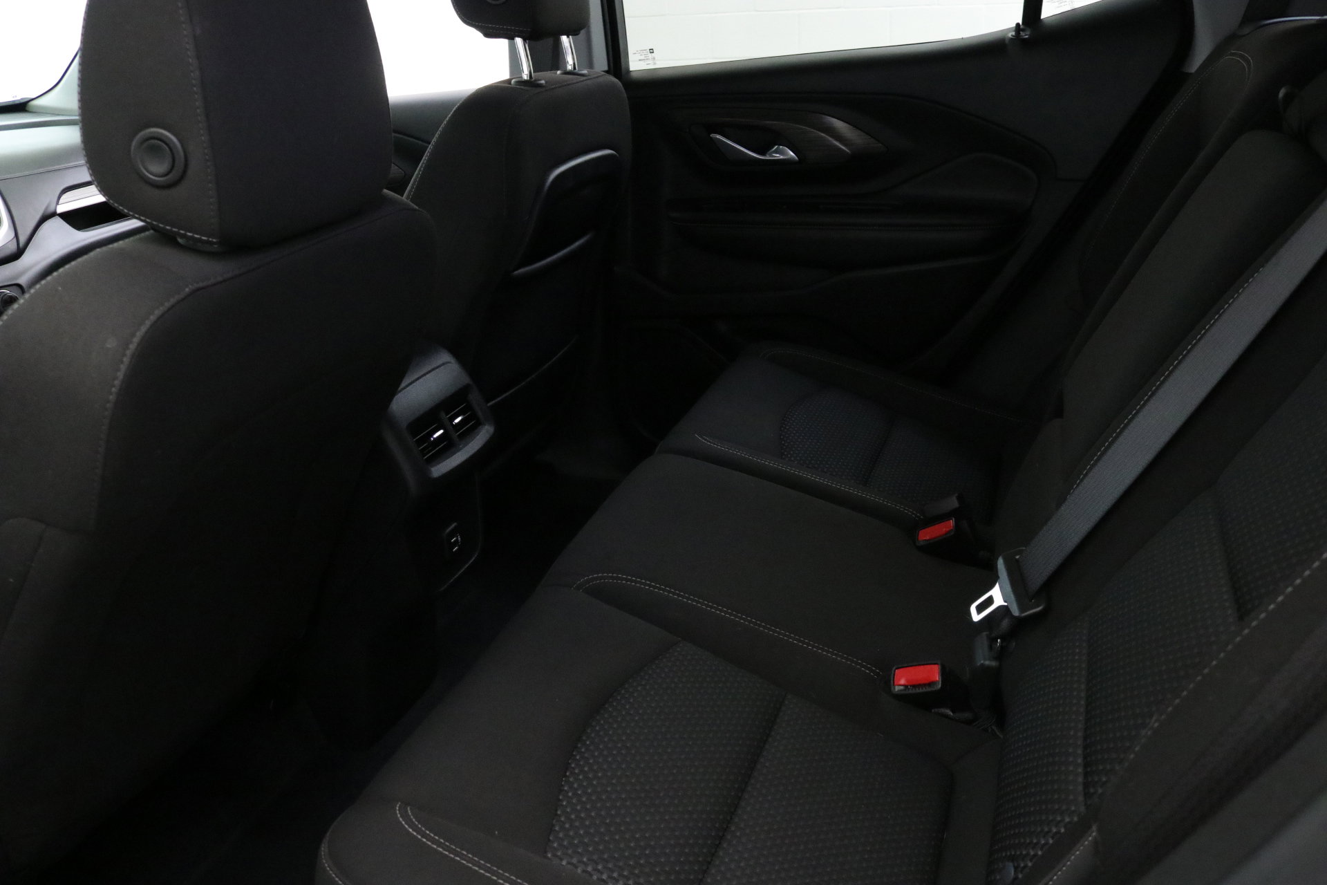 2023 Gmc Terrain SLE photo 22