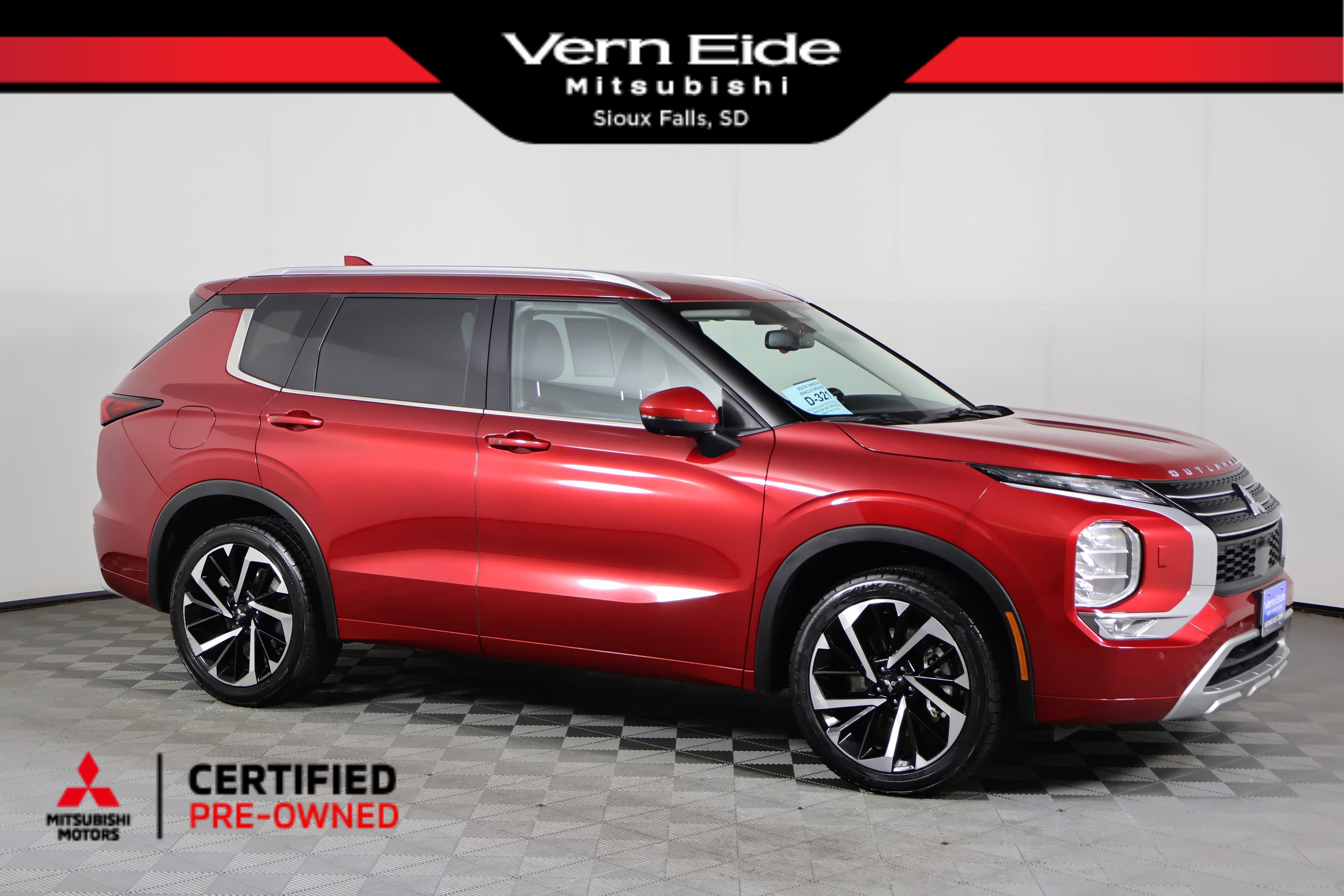 2023 Mitsubishi Outlander SEL's photo