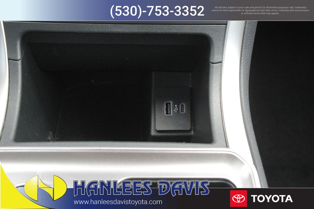 2024 Ford Edge SEL photo 17