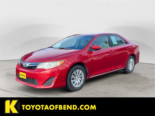 2012 Toyota Camry LE's photo