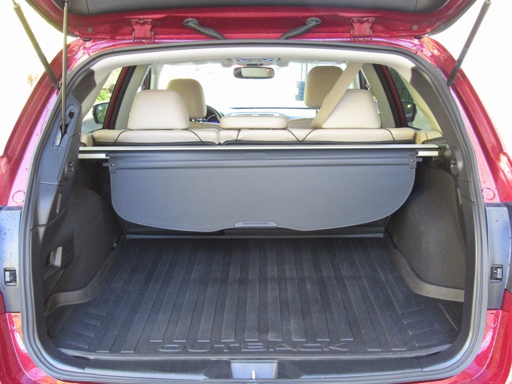 2016 Subaru Outback Limited photo 21