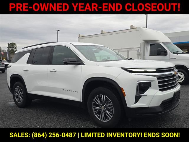 2024 Chevrolet Traverse 2LT's photo