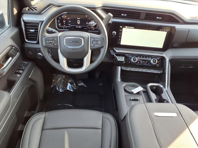 2025 Gmc Sierra 3500 HD Denali photo 3