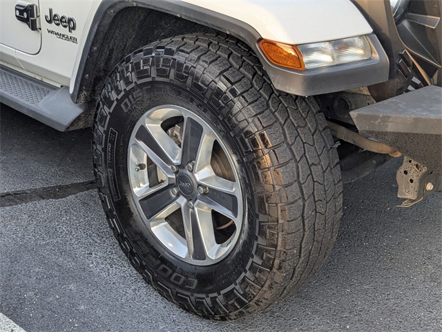 2020 Jeep Wrangler Unlimited Sahara photo 4