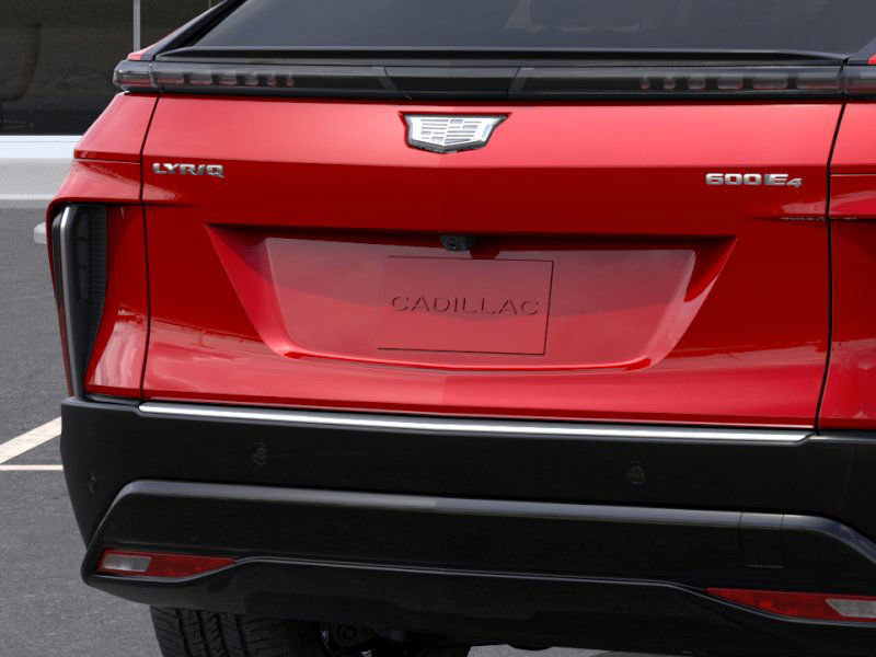 2025 Cadillac Lyriq Luxury photo 14
