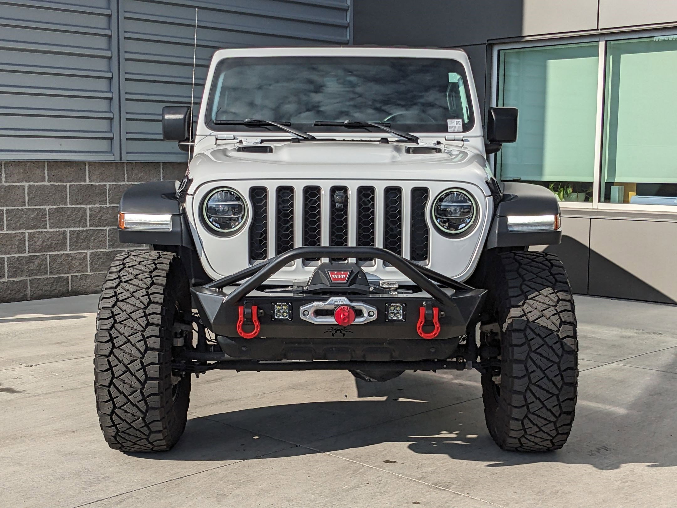 2020 Jeep Gladiator Rubicon photo 2