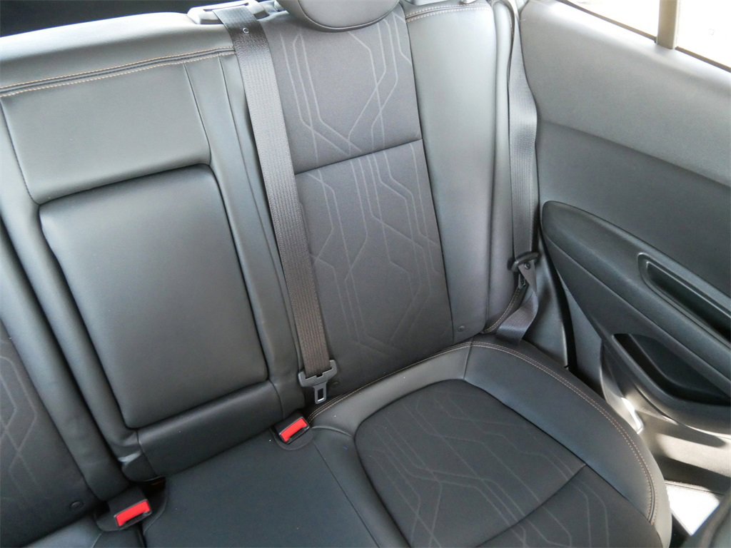 2017 Chevrolet Trax LT photo 18