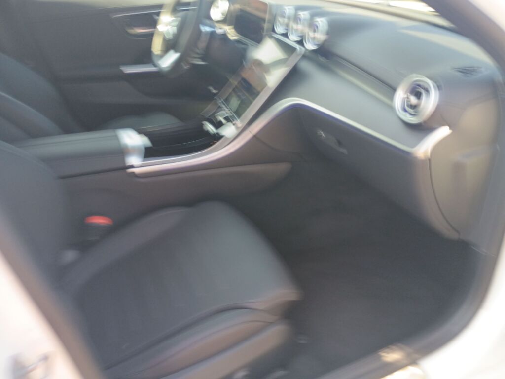 2025 Mercedes Benz C 300 4MATIC photo 20