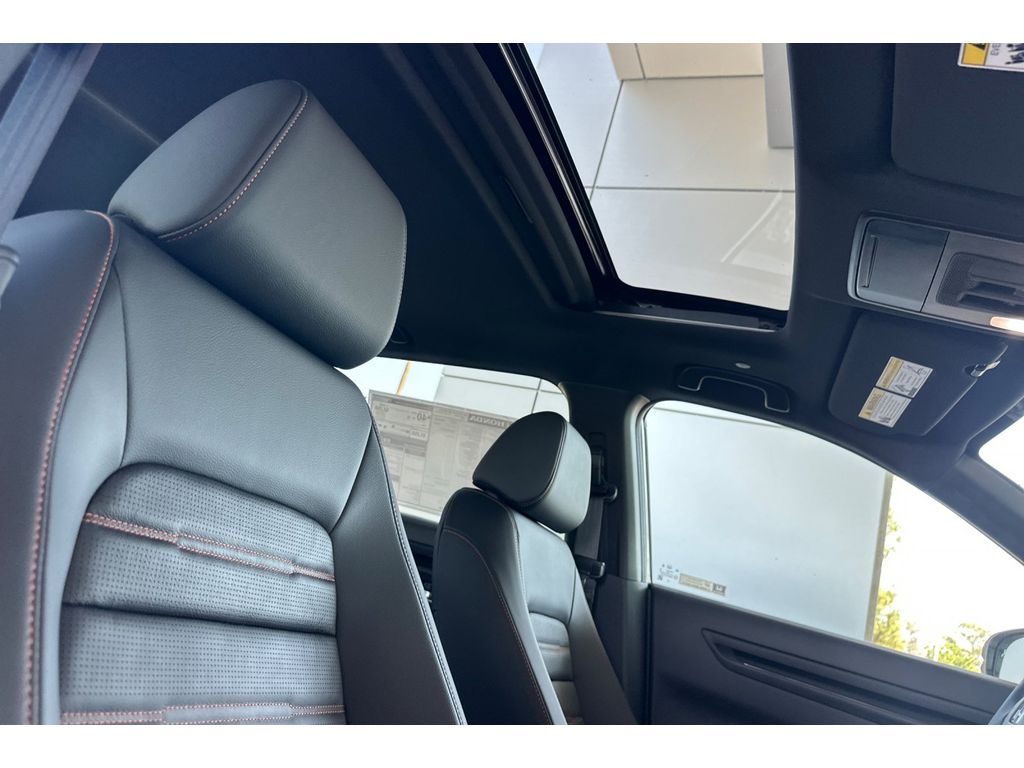 2026 Honda CR-V Hybrid Sport-L photo 16