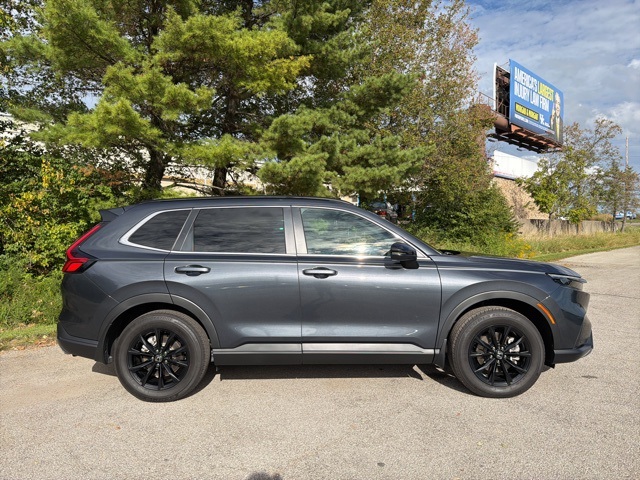 2025 Honda CR-V Hybrid Sport-L photo 2