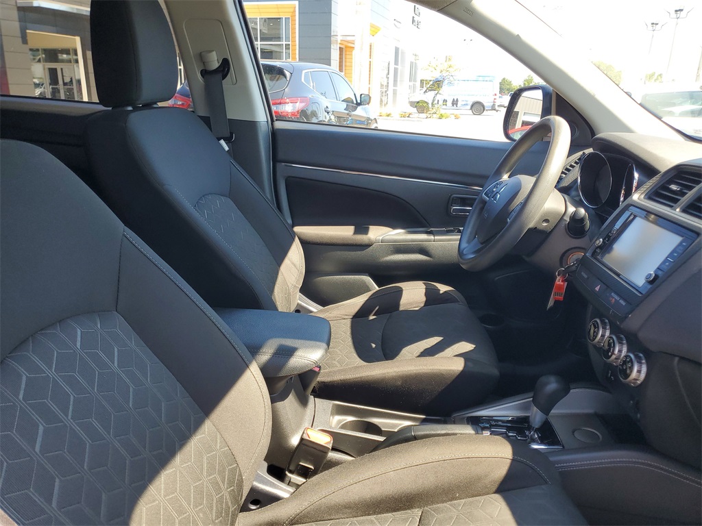 2021 Mitsubishi Outlander Sport ES photo 33
