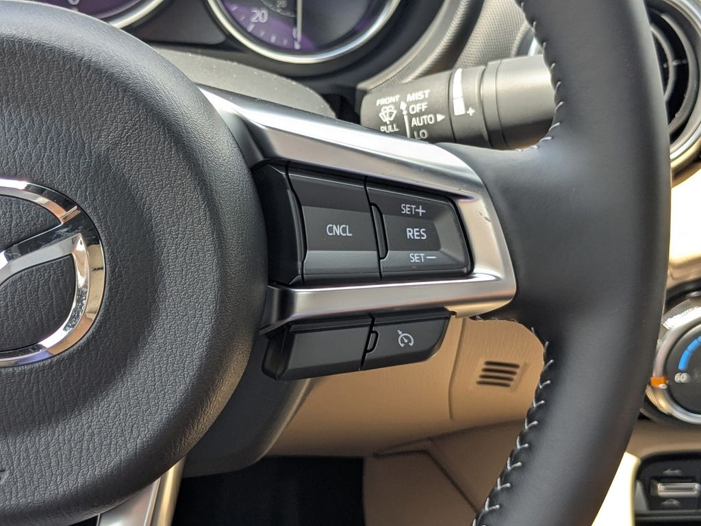 2025 Mazda MX-5 Miata Miata RF Grand Touring photo 21