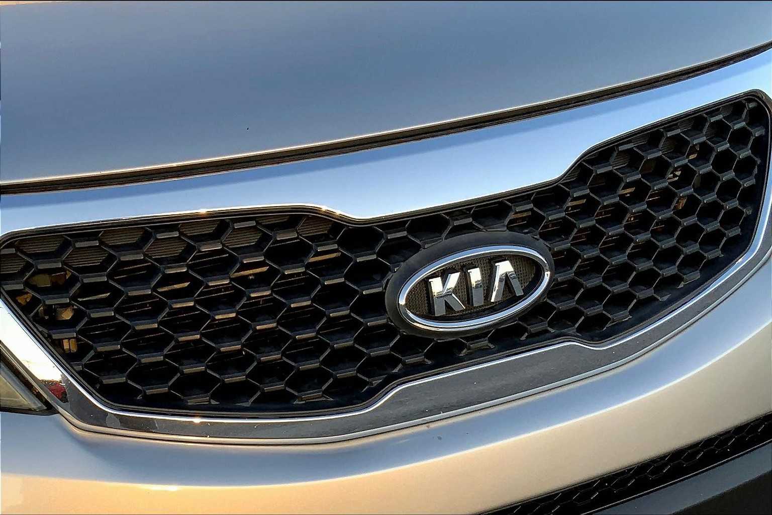 2013 Kia Sorento LX photo 28