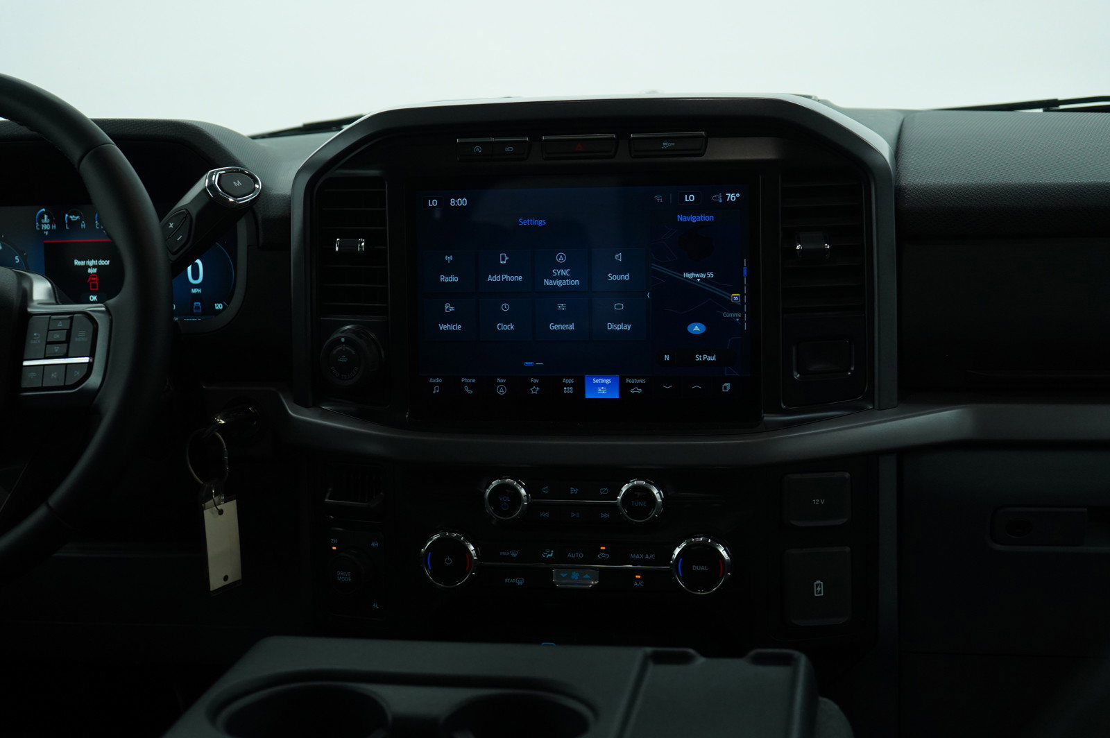 2024 Ford F-150 XLT photo 13