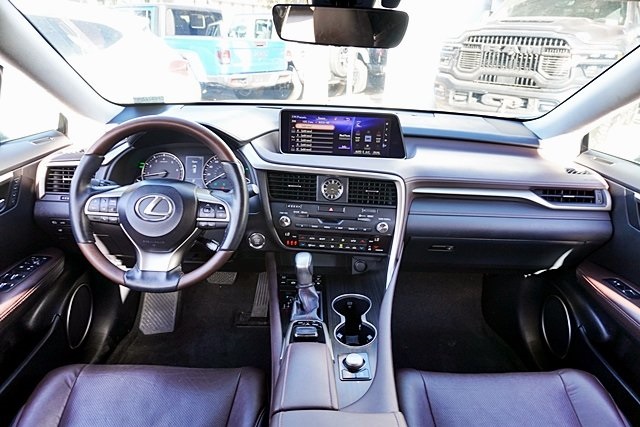 Used 2017 White Lexus 350 image 18