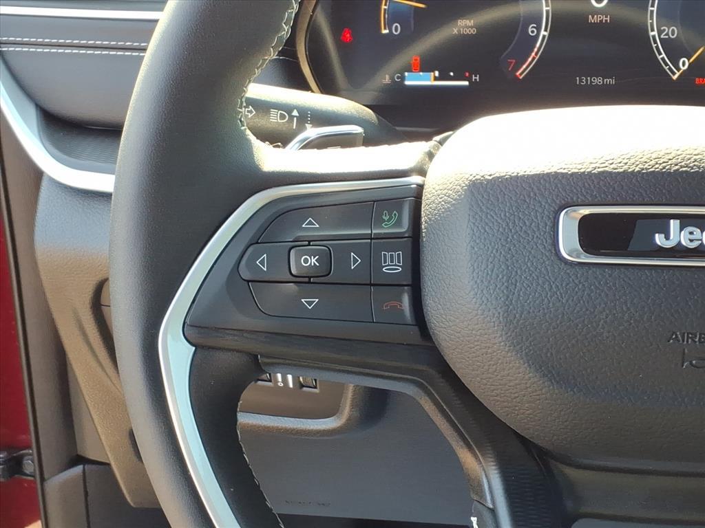 2024 Jeep Grand Cherokee Laredo X photo 11