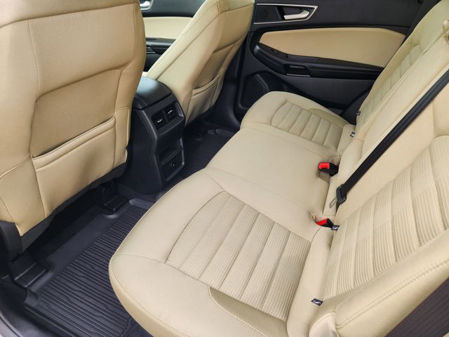 2024 Ford Edge SEL photo 28