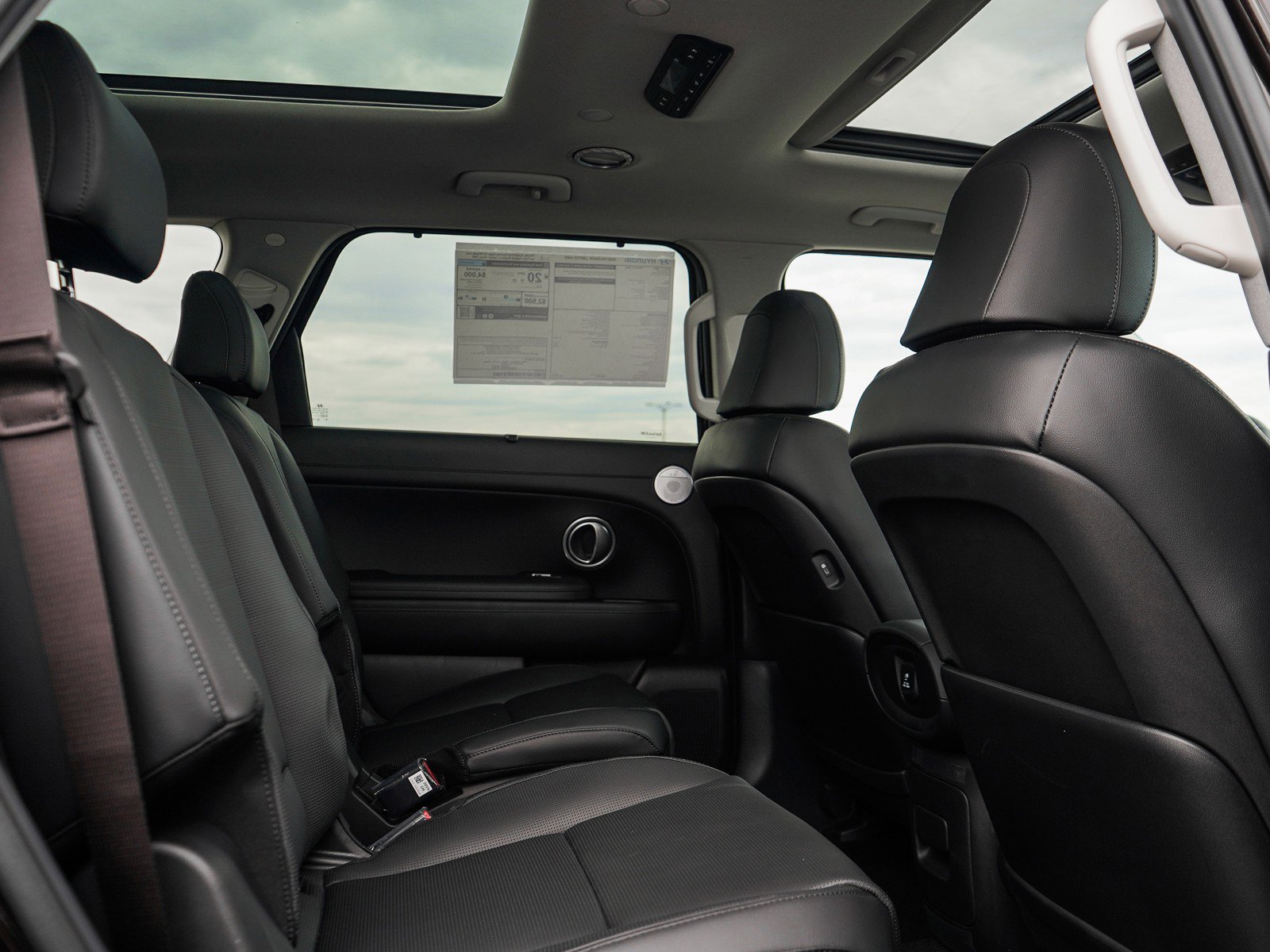 2026 Hyundai Palisade Limited photo 9