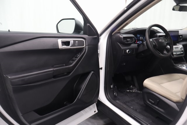 2023 Ford Explorer Base photo 4