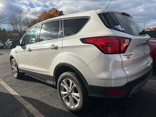 2019 Ford Escape SE photo 3