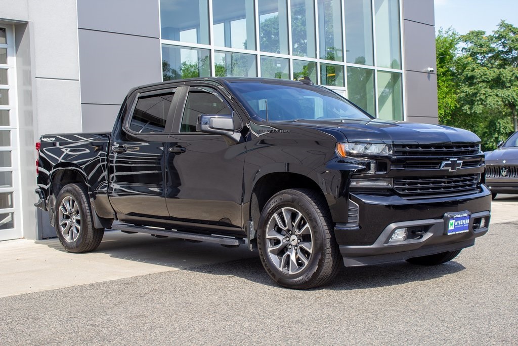 2020 Chevrolet Silverado 1500 RST photo 3