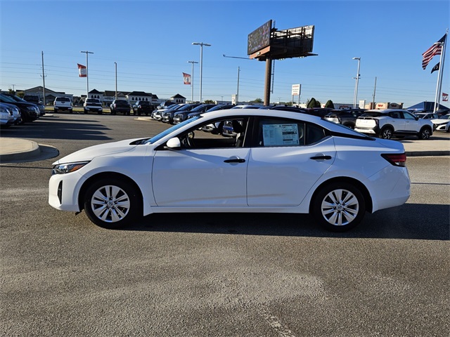 2025 Nissan Sentra S photo 4