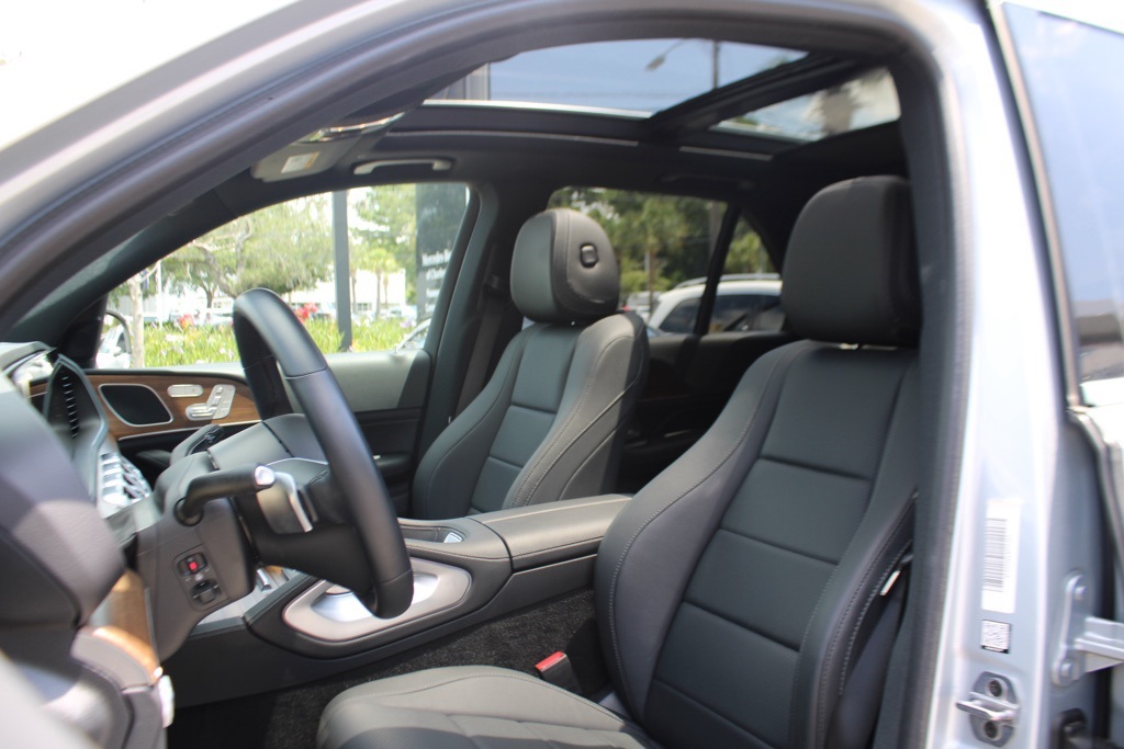 2024 Mercedes Benz GLE 350 4MATIC photo 5