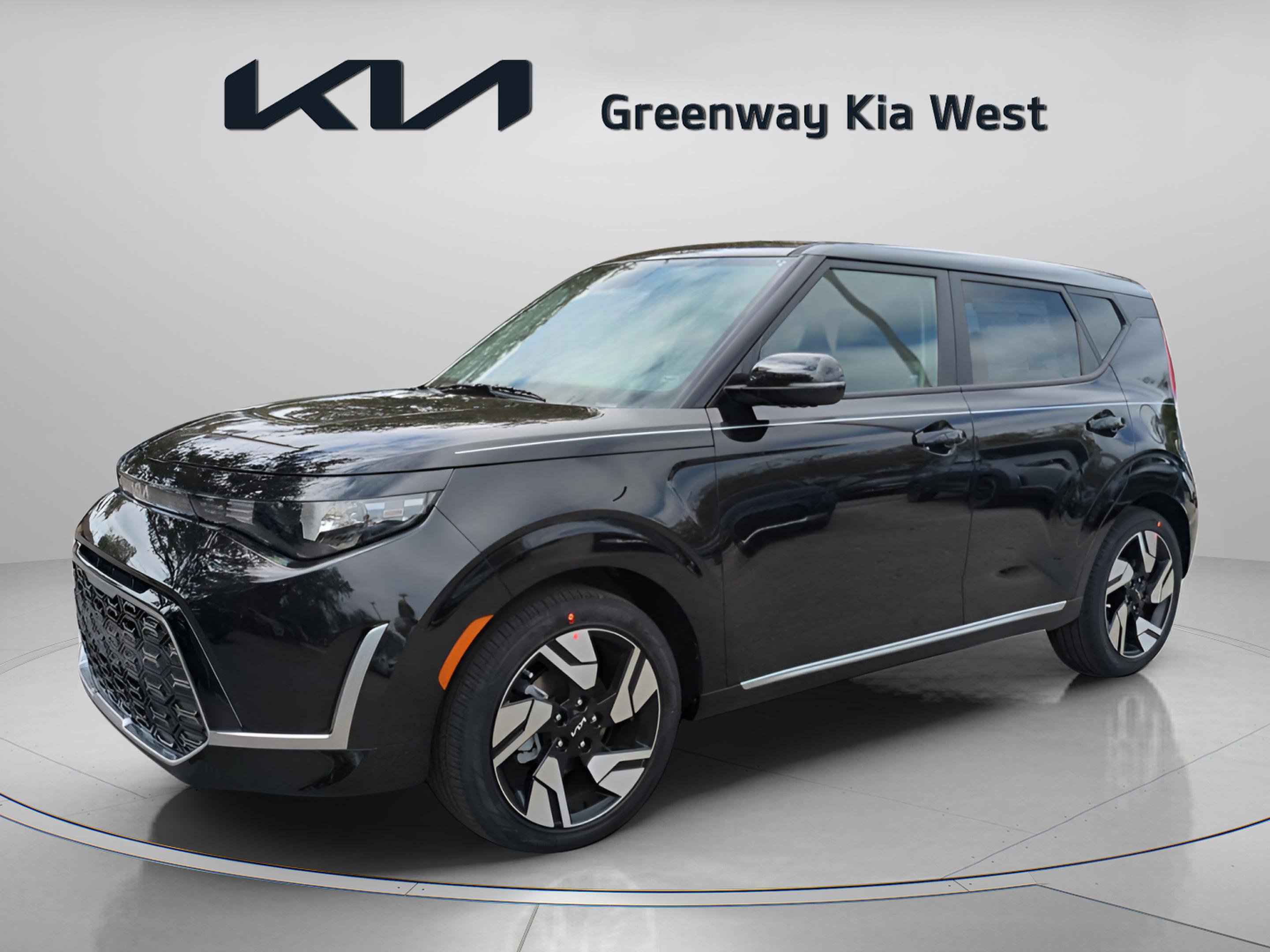 2025 Kia Soul GT-Line photo 3