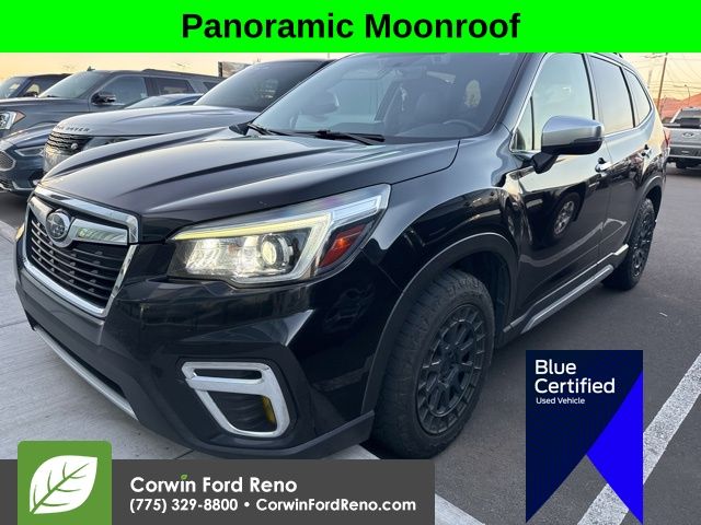 2019 Subaru Forester Touring photo 3