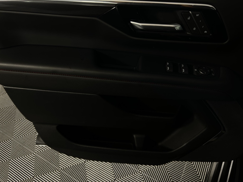 2025 Chevrolet Tahoe RST photo 23