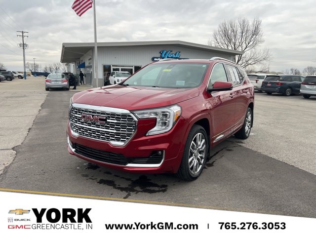 2023 GMC Terrain Denali's photo