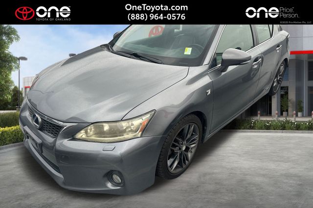2012 Lexus CT Base's photo
