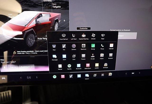 2024 Tesla Cybertruck photo 27