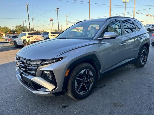 2025 Hyundai Tucson SEL Convenience photo 3