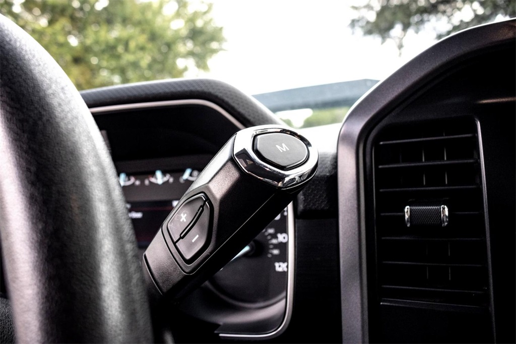 2023 Ford F-150 XLT photo 19