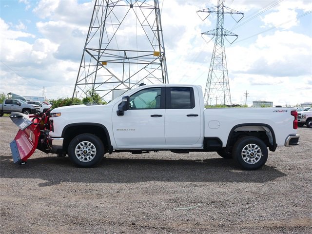 2025 Chevrolet Silverado 2500HD photo 2