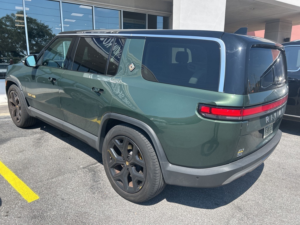 2024 Rivian R1S Adventure photo 2