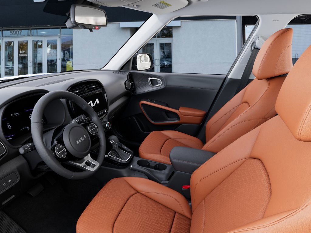 2025 Kia Soul EX photo 8