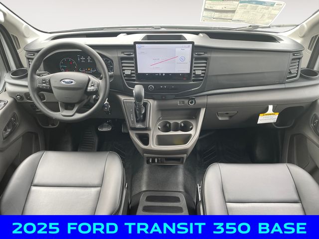 2025 Ford Transit photo 4