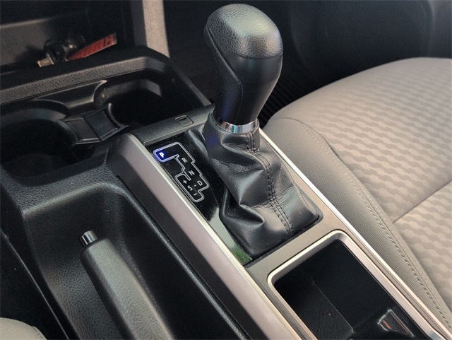 2023 Toyota Tacoma V6 photo 10
