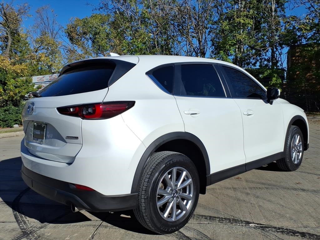 2023 Mazda CX-5 2.5 Select photo 3