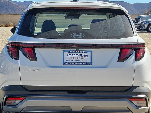 2025 Hyundai Tucson SE photo 19