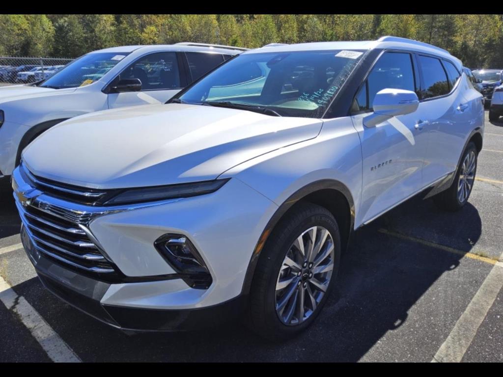 2025 Chevrolet Blazer Premier's photo