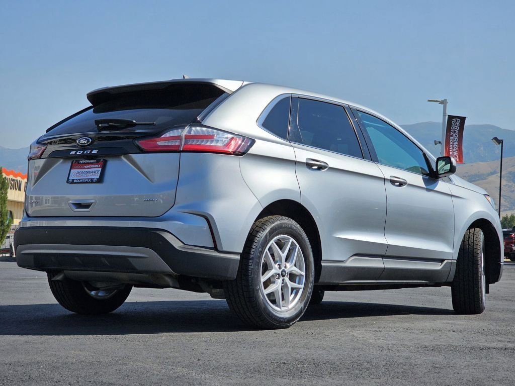 2024 Ford Edge SEL photo 11
